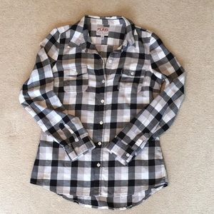 Old Navy Plaid button down shirt